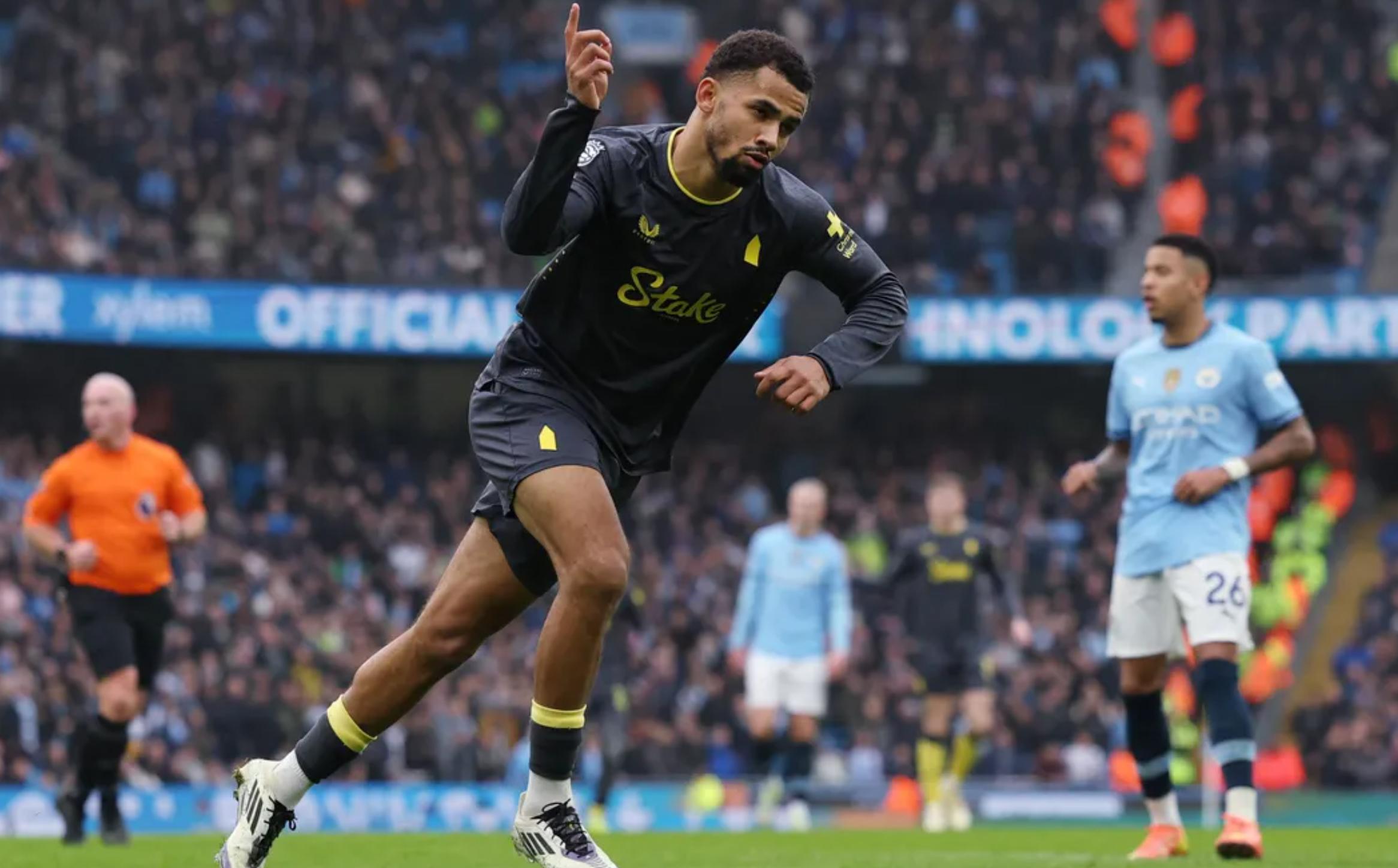 爱游戏官网-曼城主帅赞扬球队表现，期待更多进球