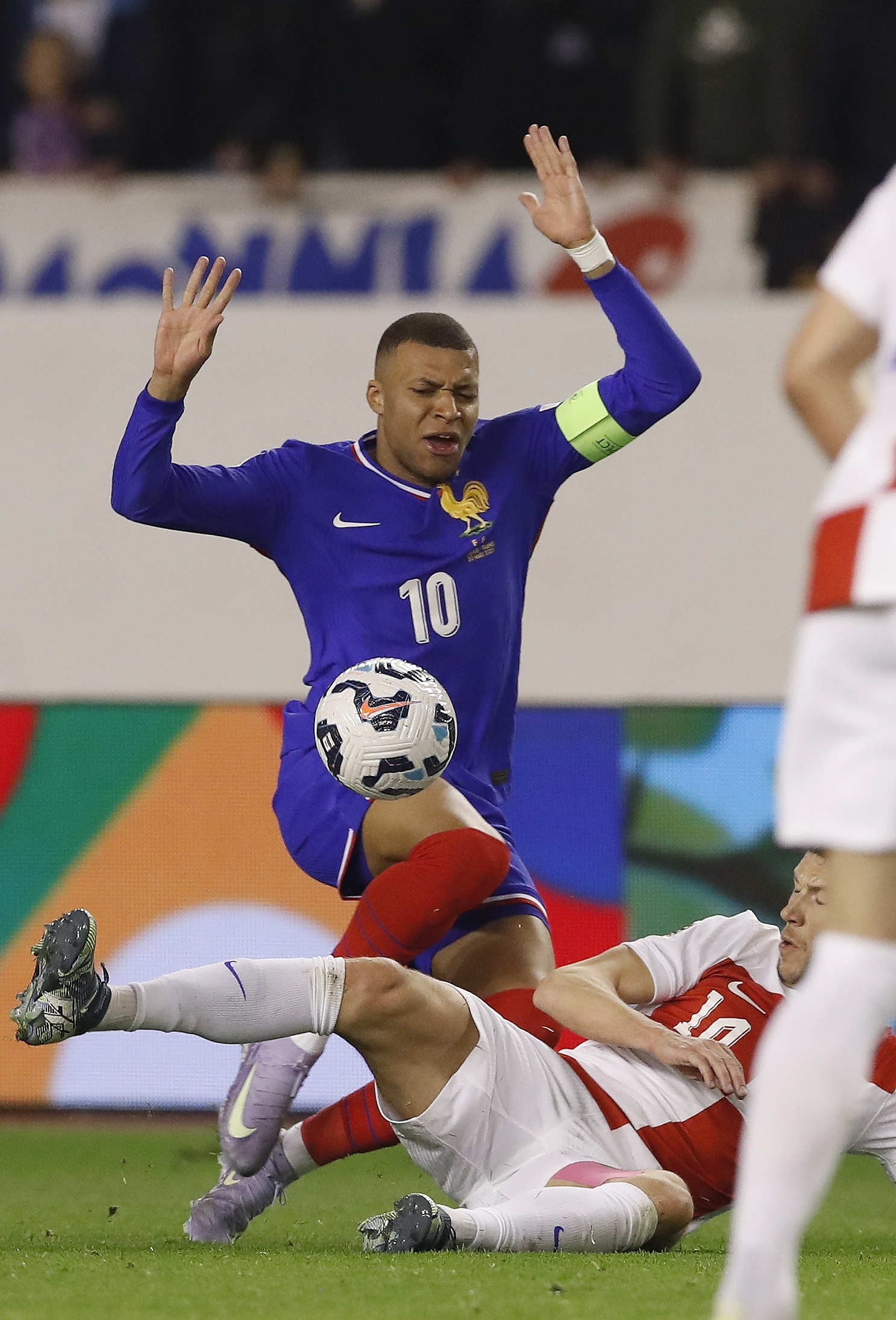 克罗地亚在欧锦赛预选赛中战胜斯洛伐克 克罗地亚在欧锦赛预选赛中战胜斯洛伐克