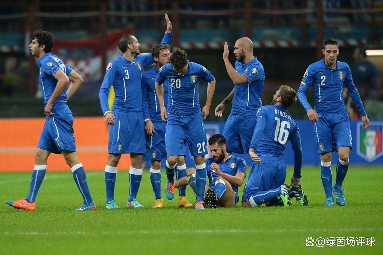 爱游戏入口-乌克兰队在欧预赛中顽强拼搏，争取每一场胜利