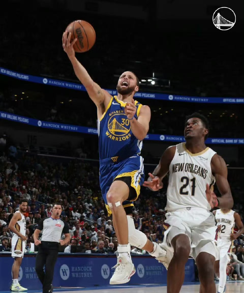 关于西部篮球劲旅马刺队实力强大,向冠军发起冲刺的信息 关于西部篮球劲旅马刺队实力强大,向冠军发起冲刺的信息