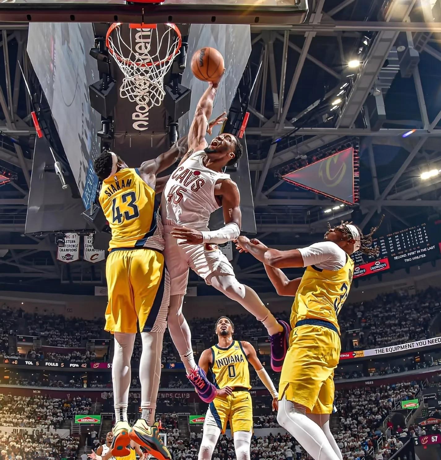 步行者客场战胜黄蜂保持不败 步行者客场战胜黄蜂保持不败