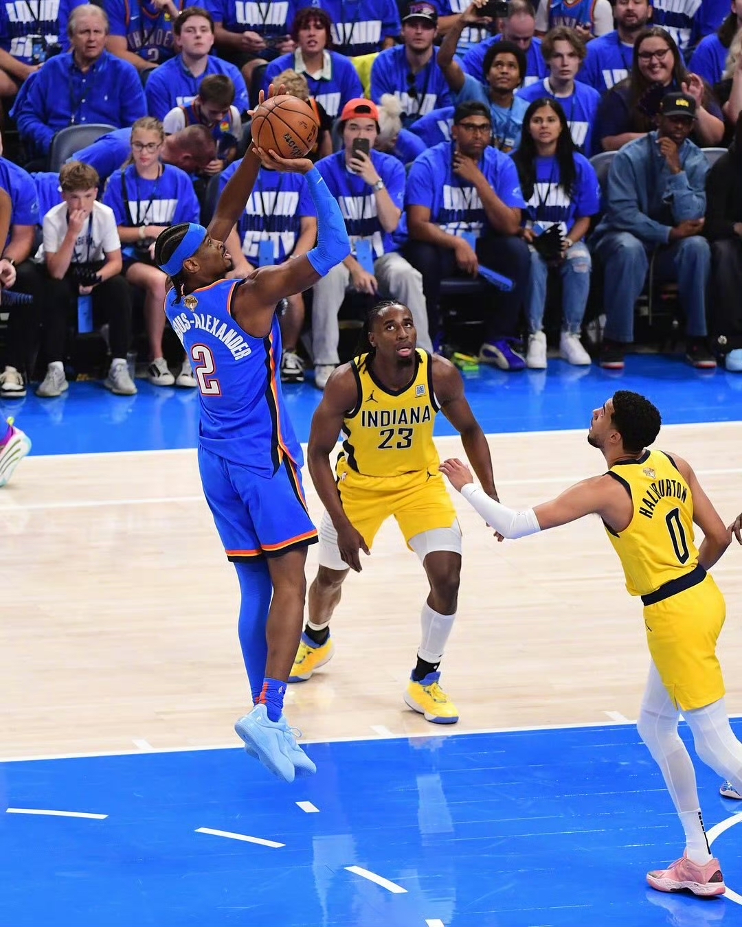 开拓者大胜雷霆，西部半决赛豪取首胜